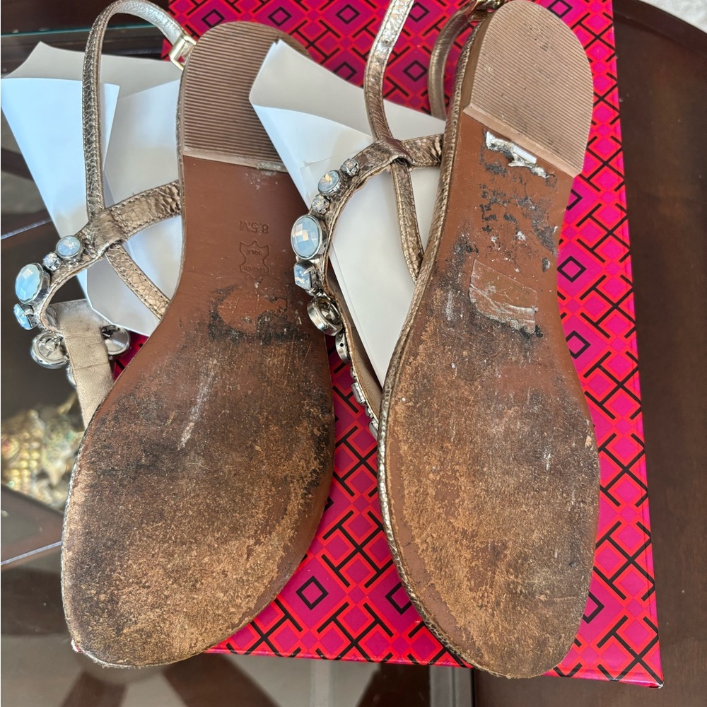 Tory Burch Elegant Gold leather Sandals with Gem Accents - Picture 7 of 8